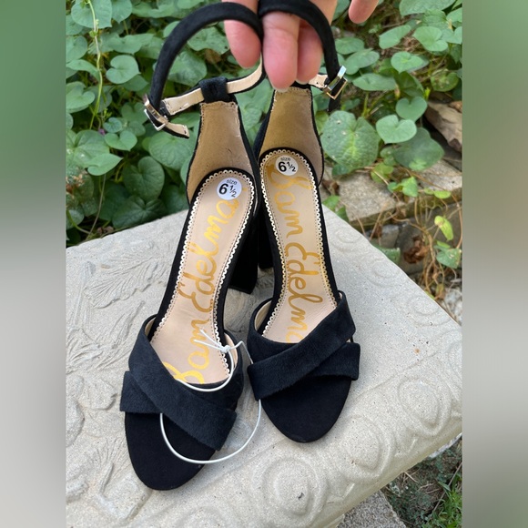 Sam Edelman Yancy Block Heel Ankle Strap Sandals Black Suede Size 6.5 NWOB - Picture 6 of 7